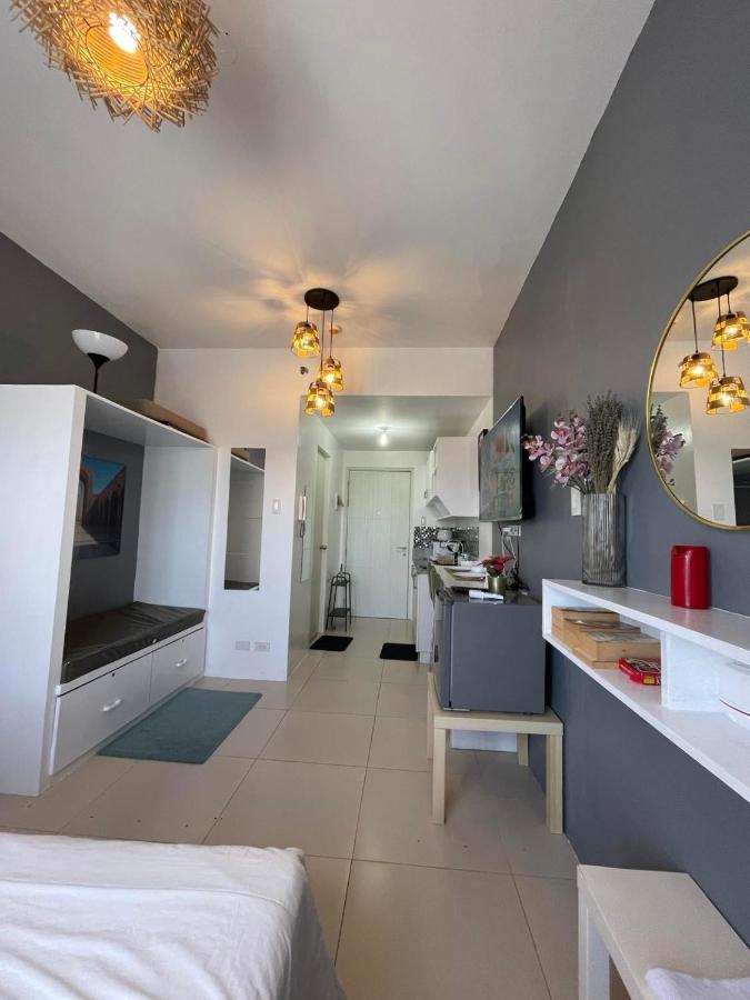 Cool Suites At Wind Residences Tagaytay Staycation- Im Hana 1 Tagaytay City Ngoại thất bức ảnh